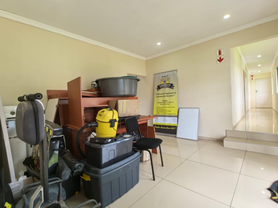 Commercial Property for Sale in Vincent Eastern Cape